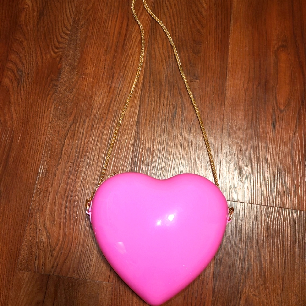 Heart Shaped Crossbody Purse